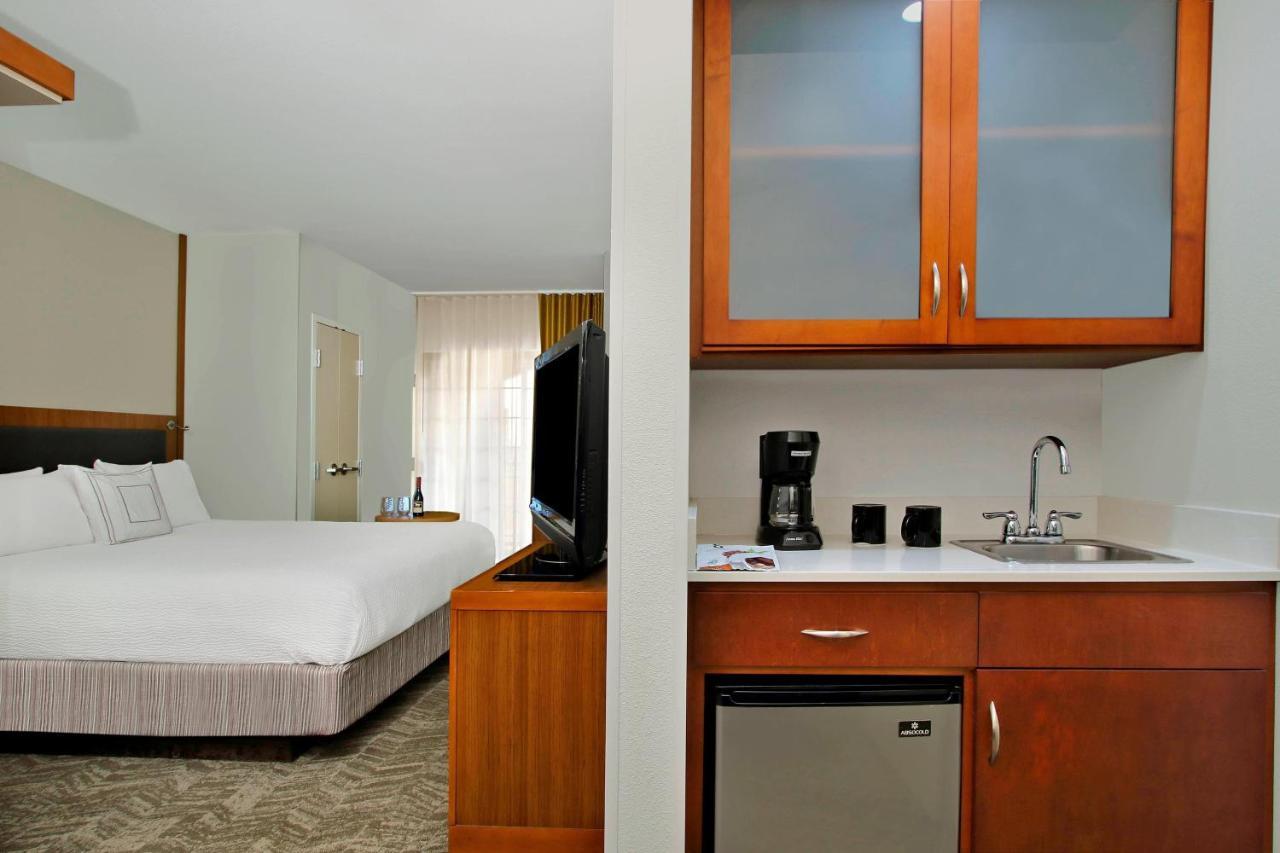 Springhill Suites By Marriott Madera Bagian luar foto
