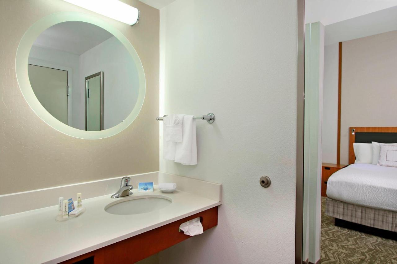 Springhill Suites By Marriott Madera Bagian luar foto