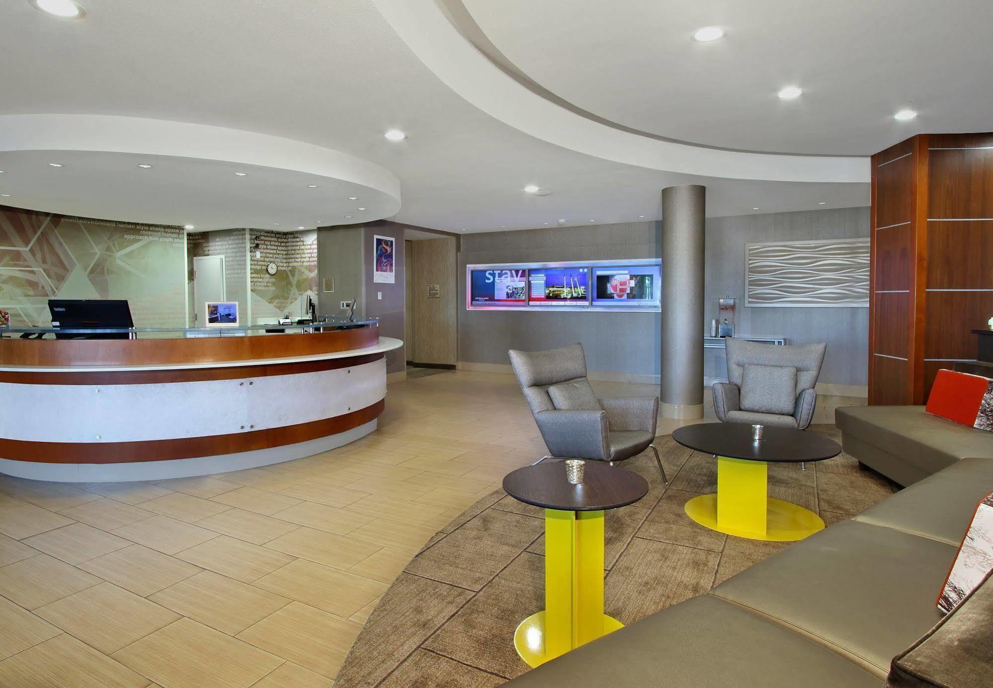 Springhill Suites By Marriott Madera Bagian luar foto