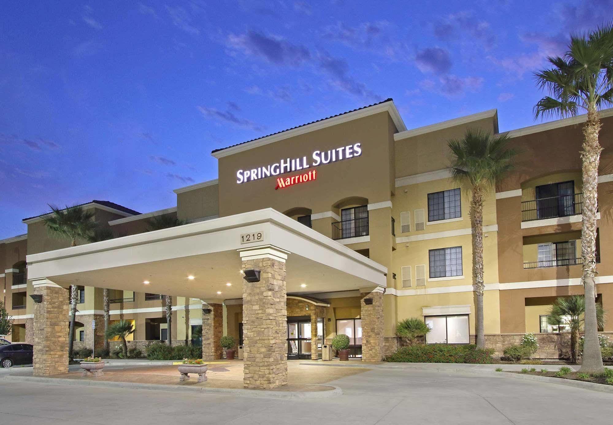 Springhill Suites By Marriott Madera Bagian luar foto